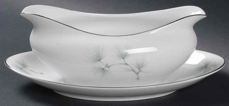Caroline Pine Gravy Boat with Attached Underplate by Meito-1