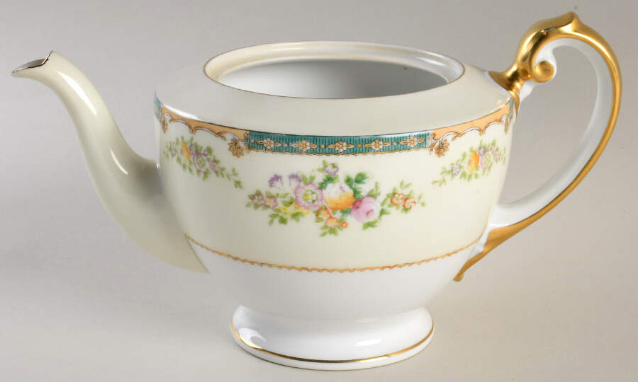 Carolina Teapot No Lid by Meito-1