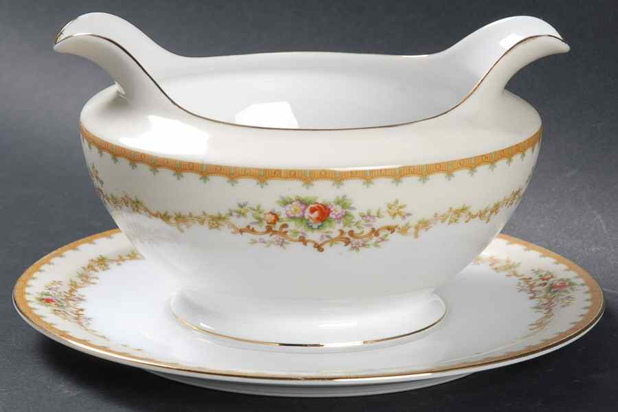 Chadwick Gravy Boat with Attached Underplate by Meito-1