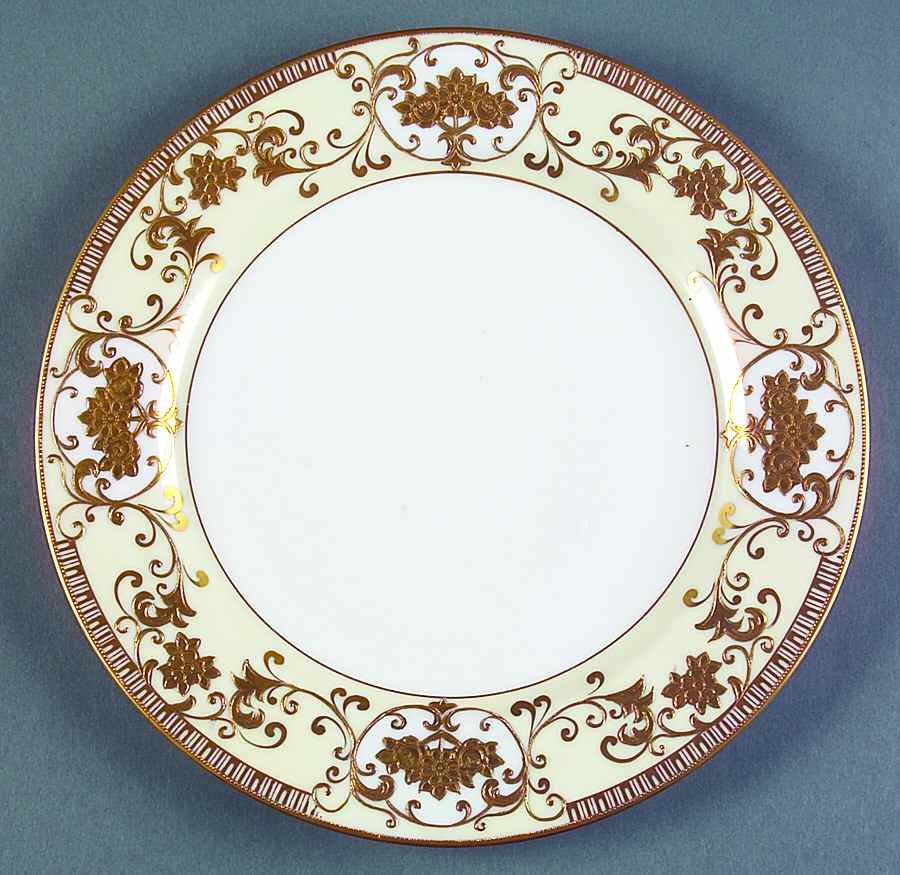 Changold Dinner Plate by Meito-1