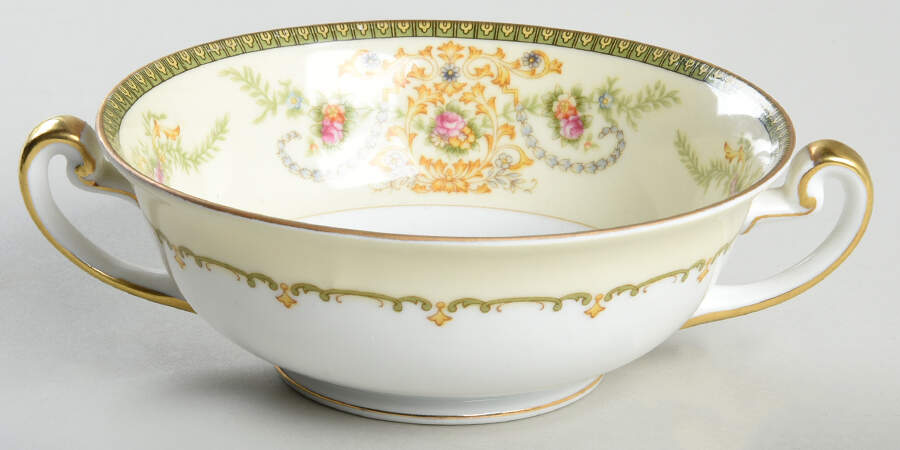 Charm Footed Cream Soup Bowl by Meito-1