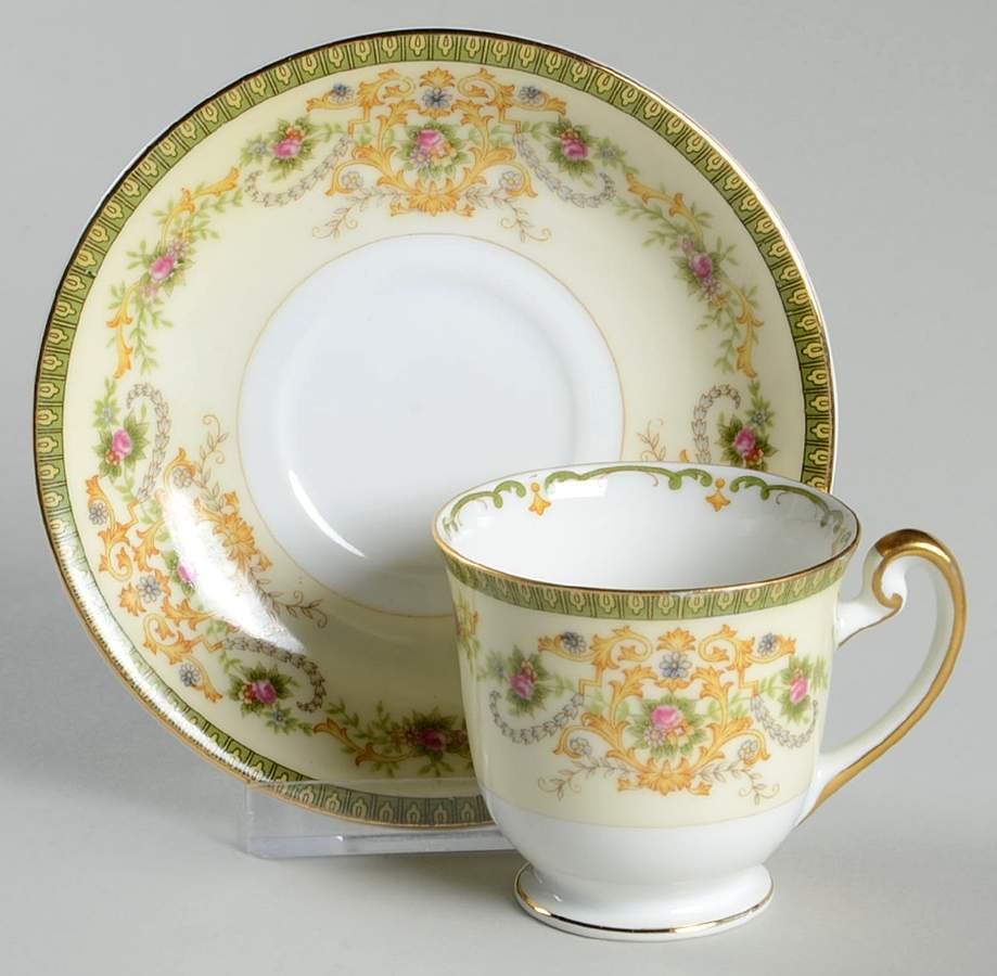 Charm Footed Demitasse Cup & Saucer Set by Meito-1