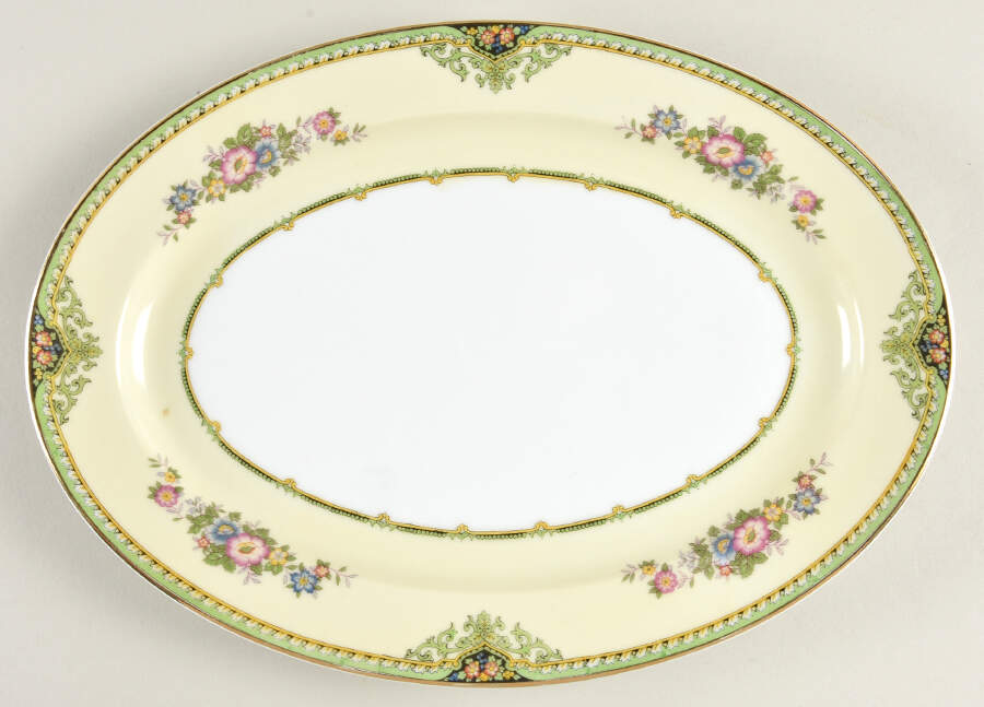 Clarence 11" Oval Serving Platter by Meito-1