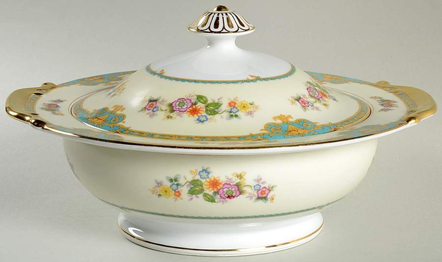 Clifton Round Covered Vegetable by Meito-1