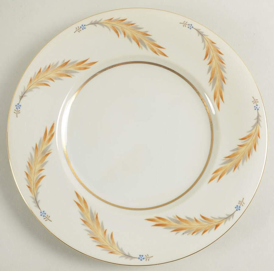 Courtley Dinner Plate by Meito-1