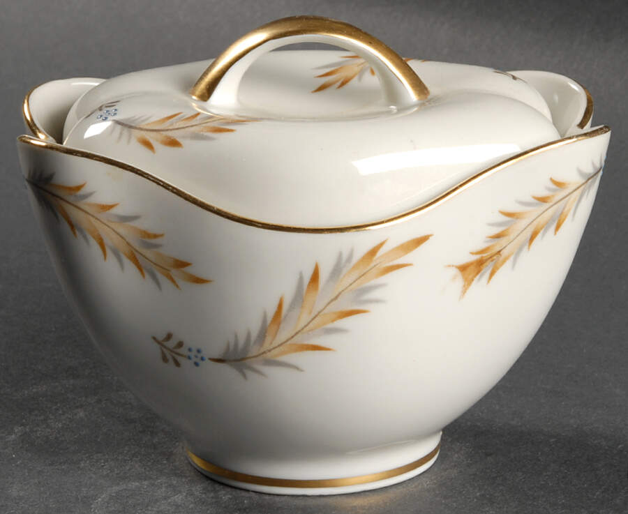 Courtley Sugar Bowl & Lid by Meito-1