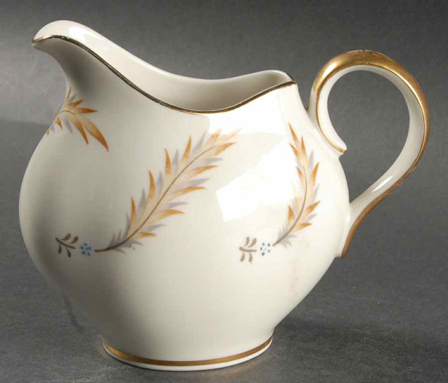 Courtley Creamer by Meito-1