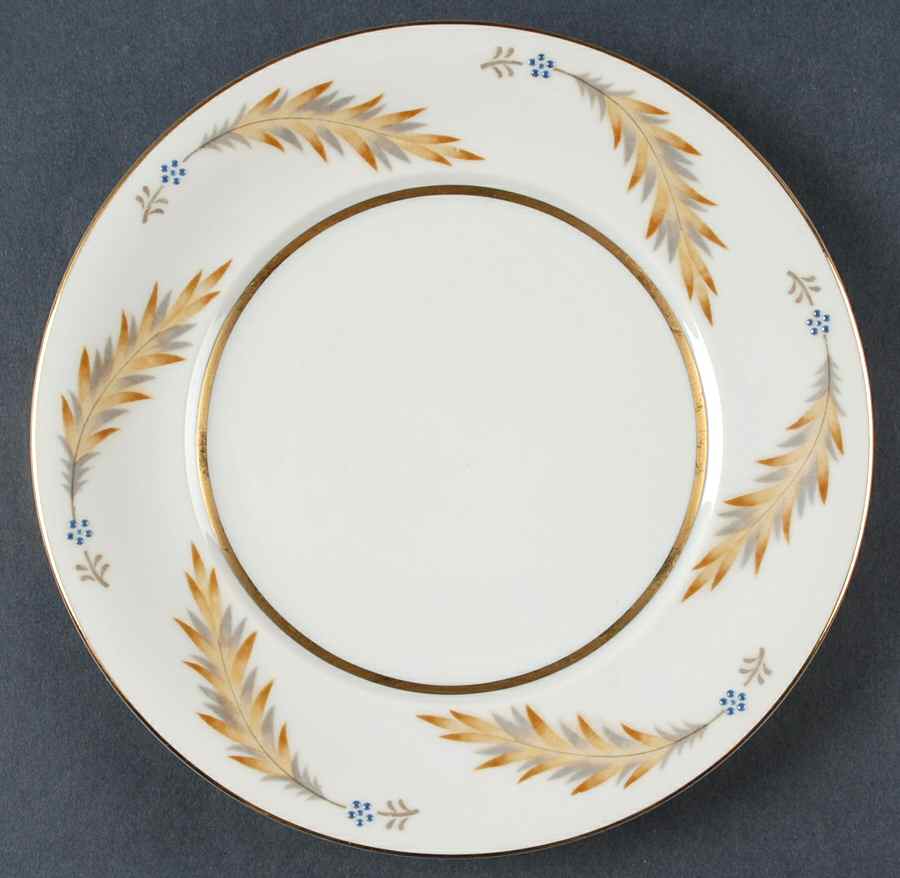 Courtley Salad Plate by Meito-1