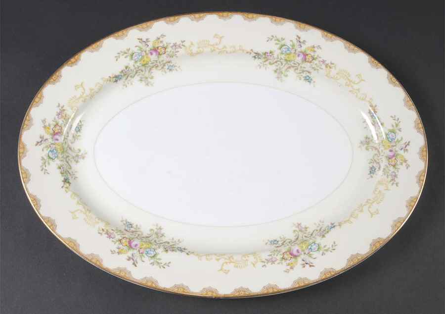 Dalton 14" Oval Serving Platter by Meito-1