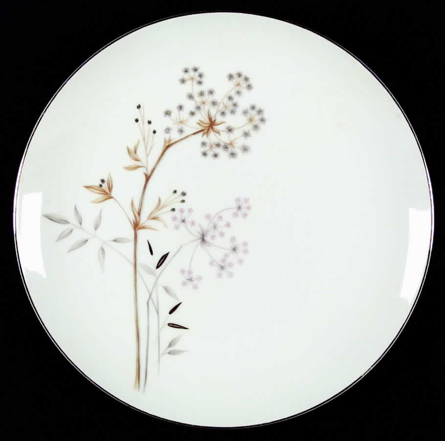 Dawn (Gold) Dinner Plate by Meito-1