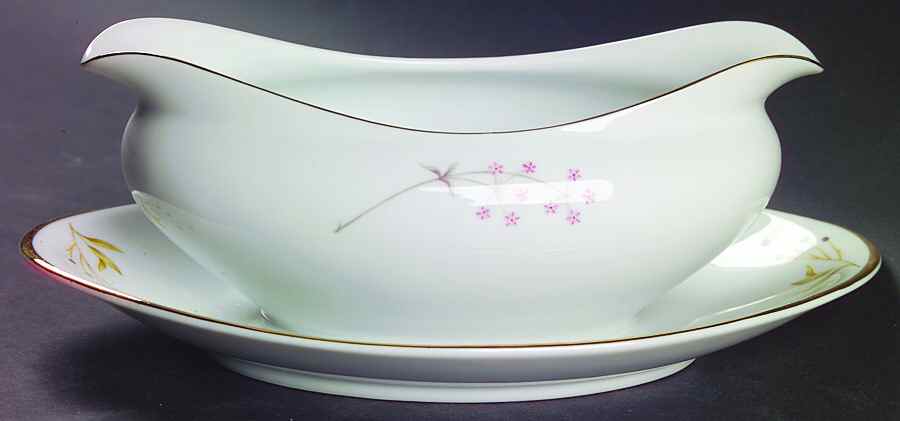 Dawn (Gold) Gravy Boat with Attached Underplate by Meito-1