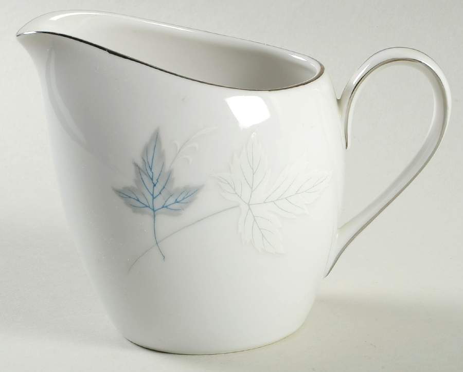 Dawn (Platinum) Creamer by Meito-1