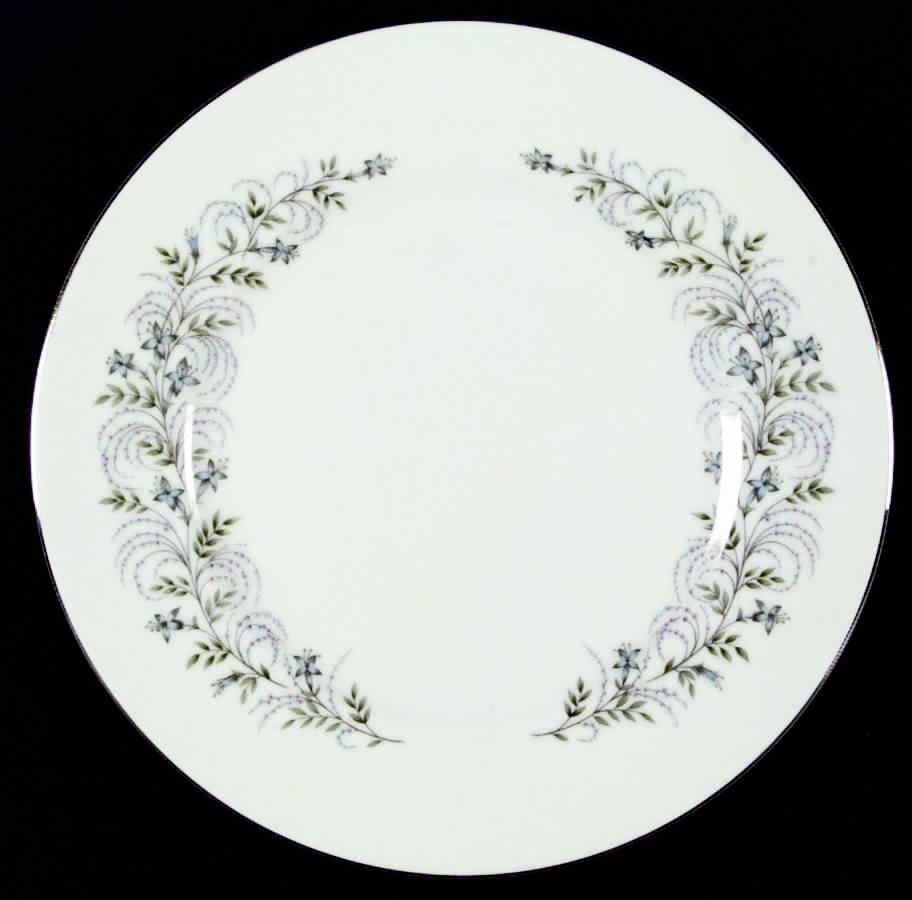 Delphine Dinner Plate by Meito-1