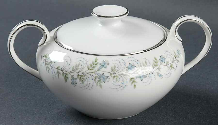 Delphine Sugar Bowl & Lid by Meito-1