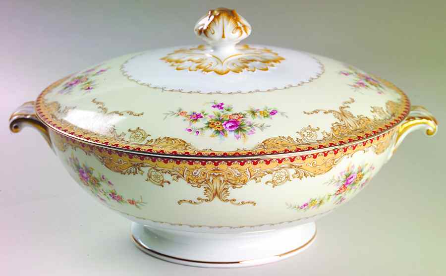 Derby Round Covered Vegetable by Meito-1
