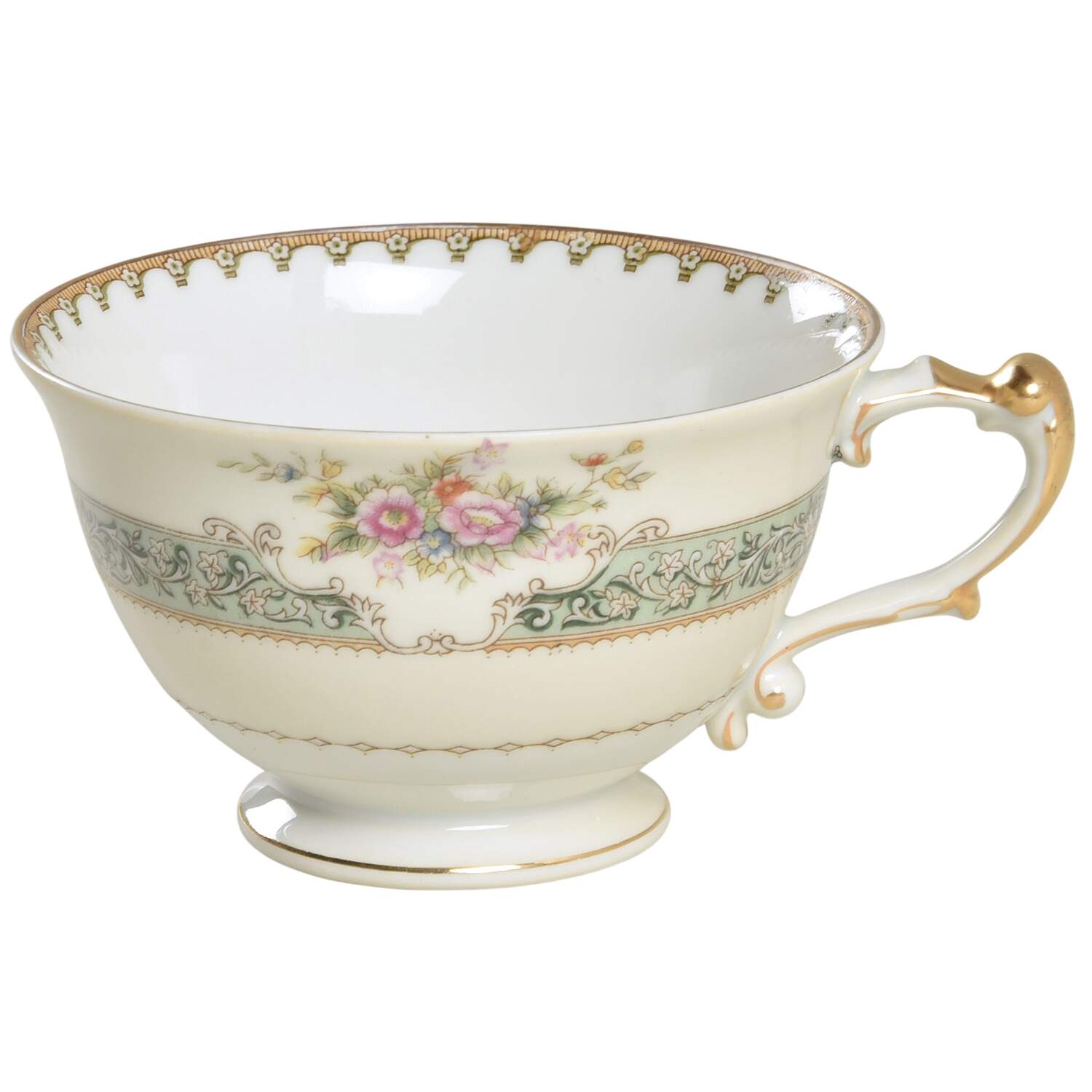 Dexter (Empire Shape) Footed Cup by Meito-1