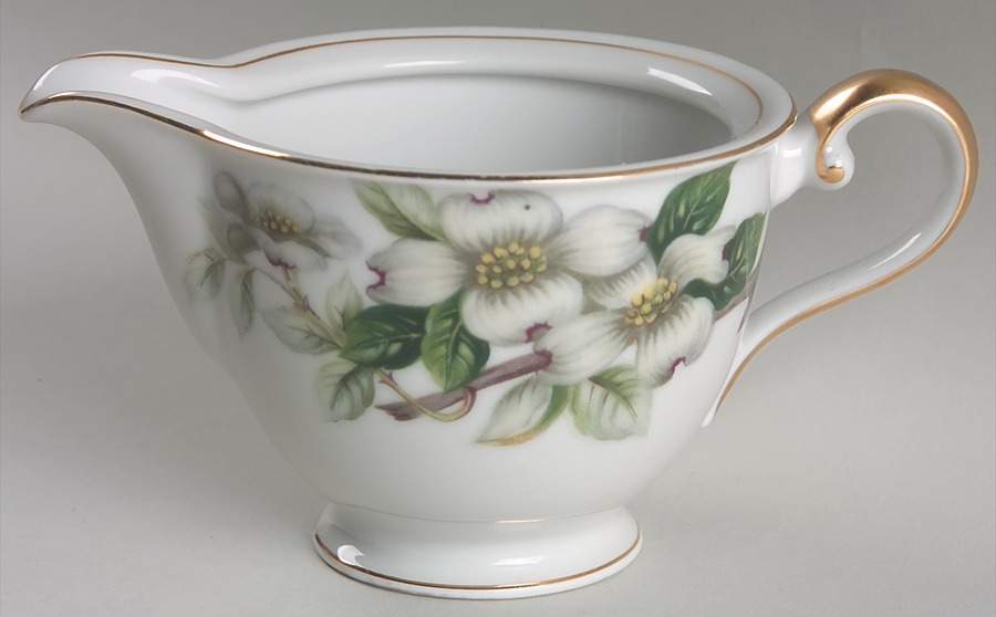 Dogwood Creamer by Meito-1
