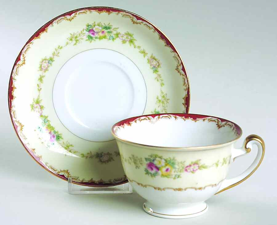 Dubarry Footed Cup & Saucer Set by Meito-1