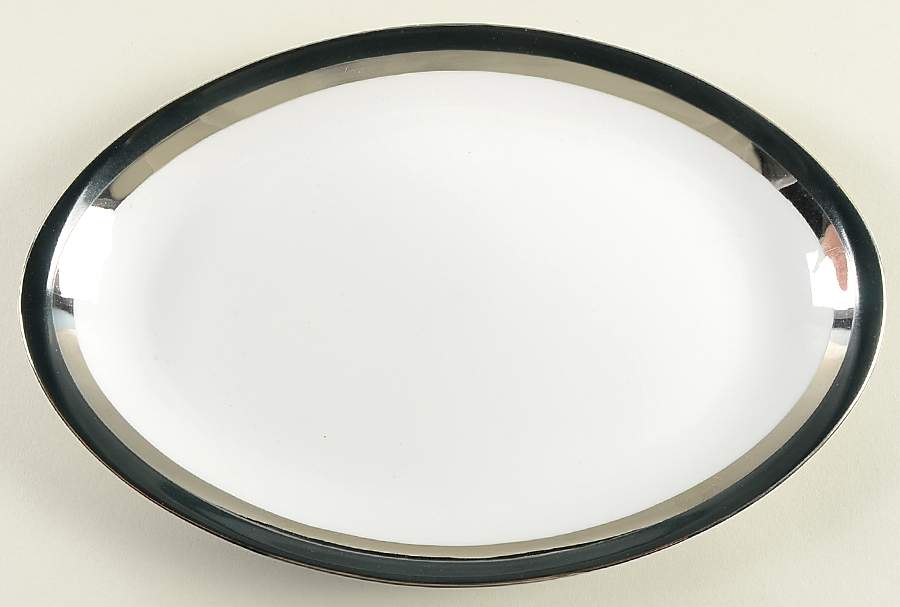 Duchess 12" Oval Serving Platter by Meito-1