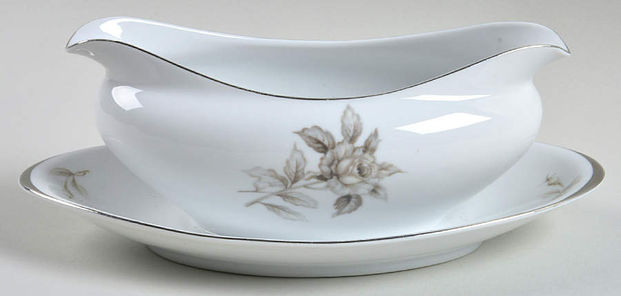Dusk Rose Gravy Boat with Attached Underplate by Meito-1
