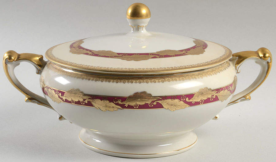 Ensley (Empire Shape) Round Covered Vegetable by Meito-1