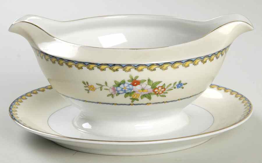 Fargo  Gravy Boat with Attached Underplate by Meito-1