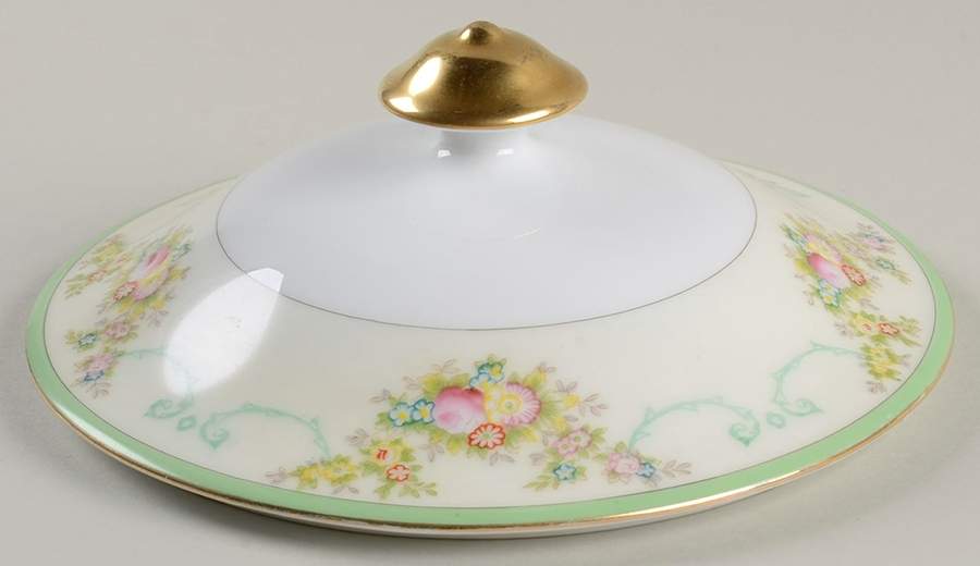 Formal Garden Lid for Round Vegetable by Meito-1