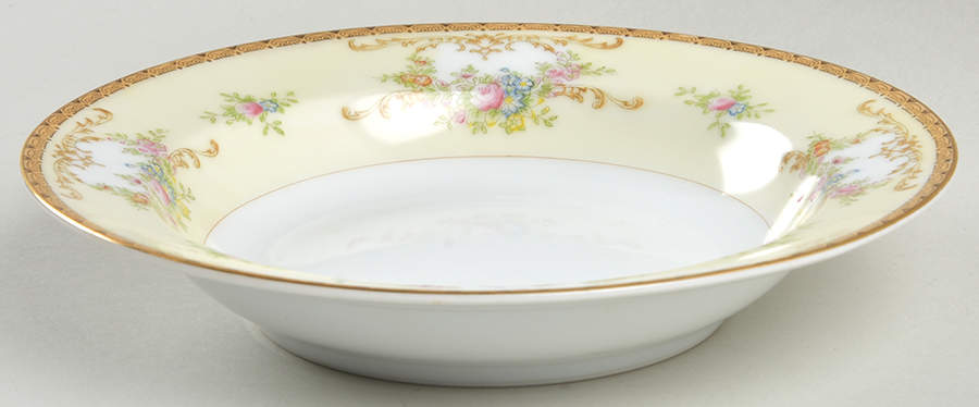 Garland Rim Soup Bowl by Meito-1