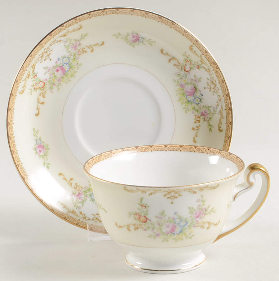 Garland Footed Cup & Saucer Set by Meito-1