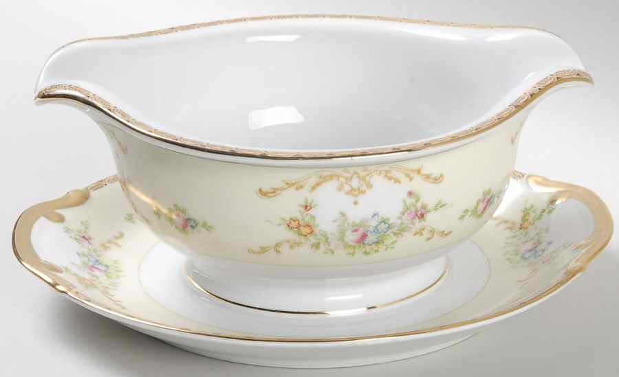 Garland Gravy Boat with Attached Underplate by Meito-1