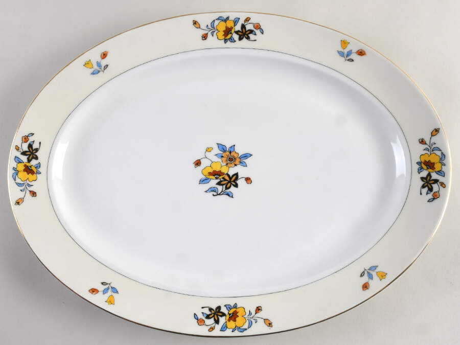 Gardina 16" Oval Serving Platter by Meito-1