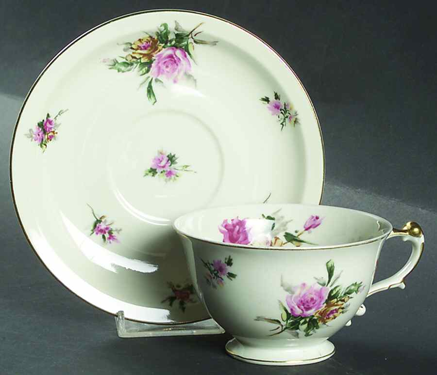 Garden Rose Footed Cup & Saucer Set by Meito-1
