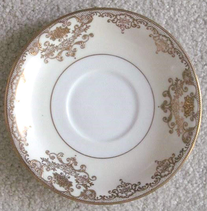 Goldwyn Saucer by Meito-1