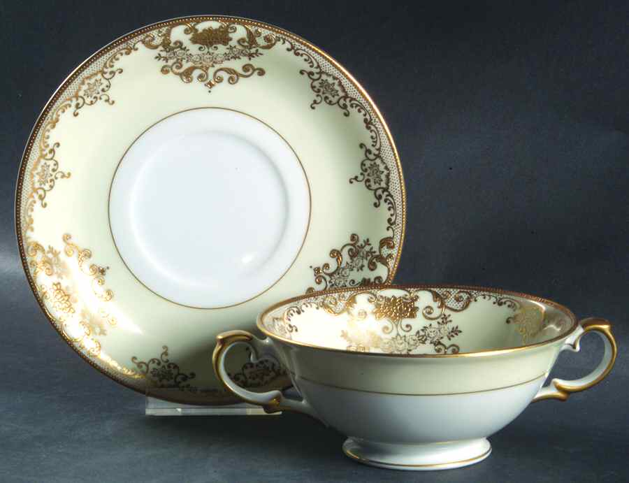 Goldwyn Footed Cream Soup Bowl & Saucer Set by Meito-1