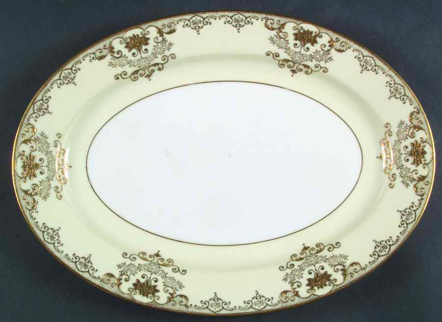 Goldwyn 14" Oval Serving Platter by Meito-1