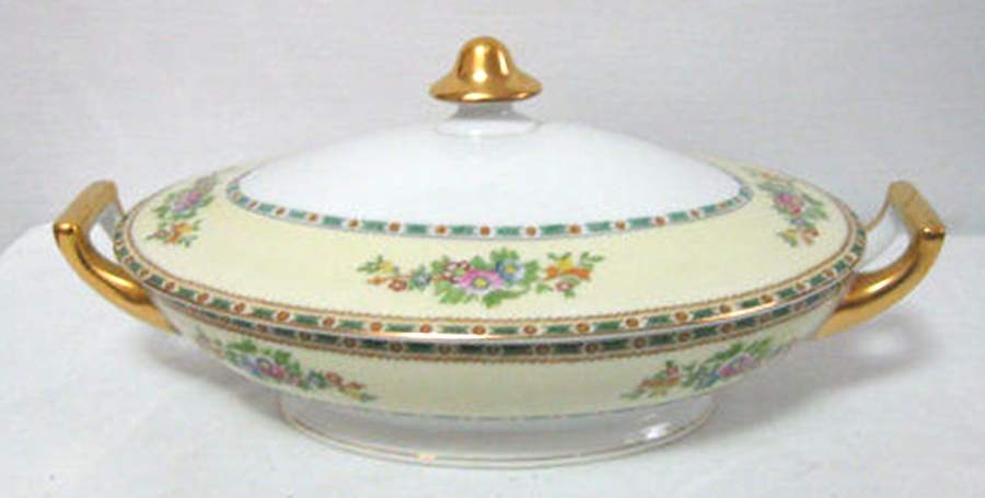 Grafton Oval Covered Vegetable by Meito-1