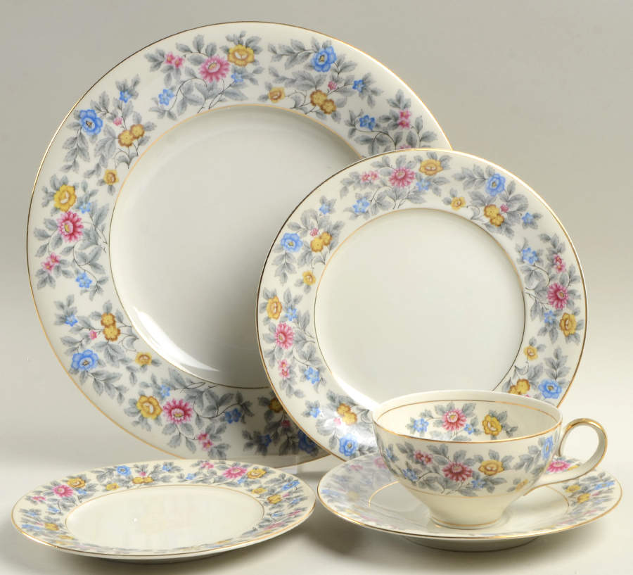 Grayson 5 Piece Place Setting by Meito-1