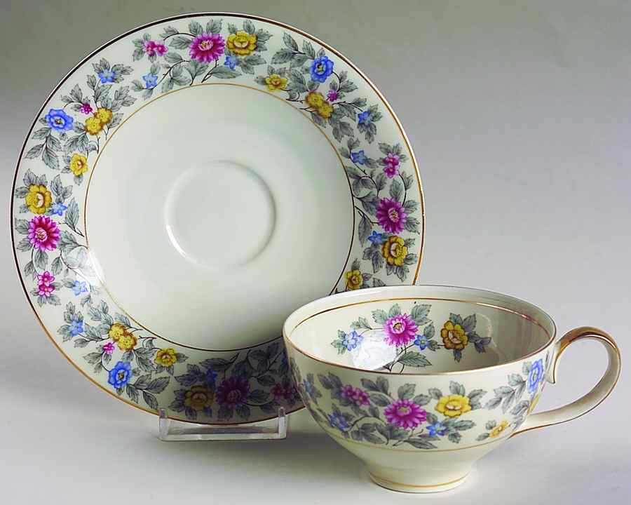 Grayson Flat Cup & Saucer Set by Meito-1