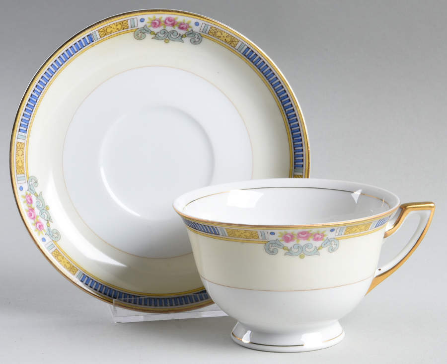 The Hampton Footed Cup & Saucer Set by Meito-1