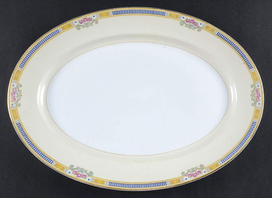 The Hampton 13" Oval Serving Platter by Meito-1