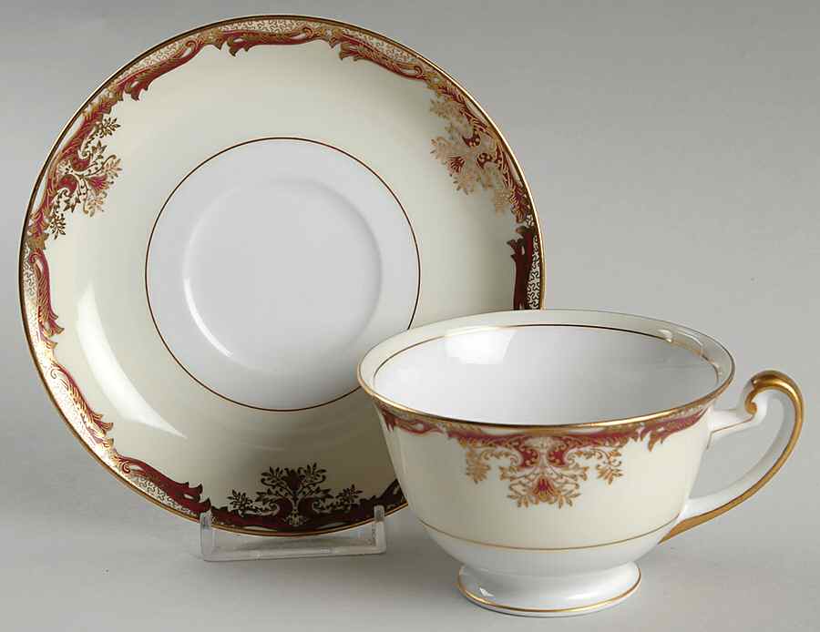 Hampton Footed Cup & Saucer Set by Meito-1