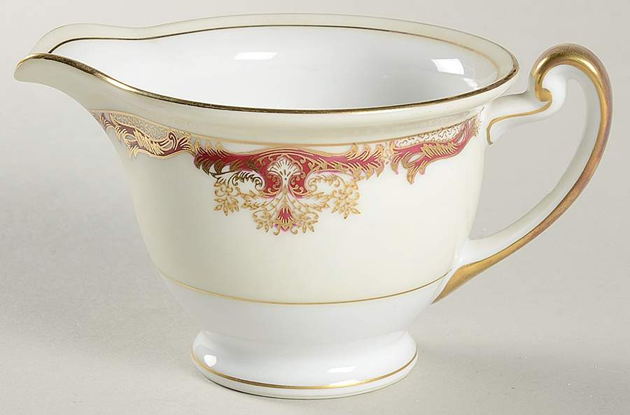 Hampton Creamer by Meito-1