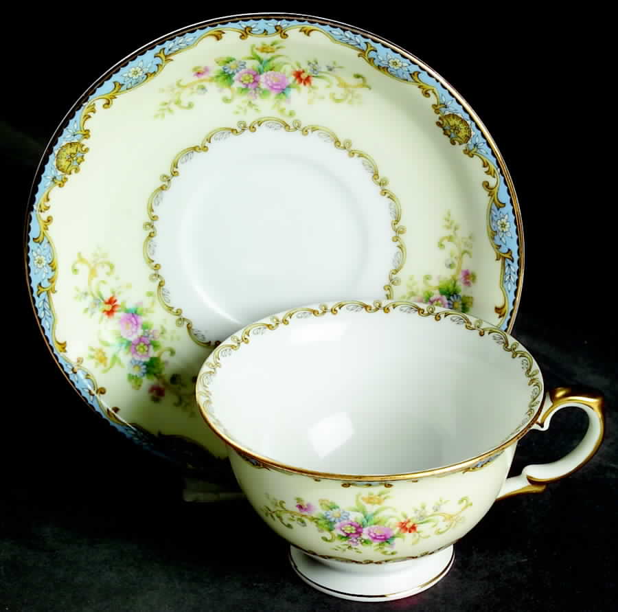 Hudson Footed Cup & Saucer Set by Meito-1