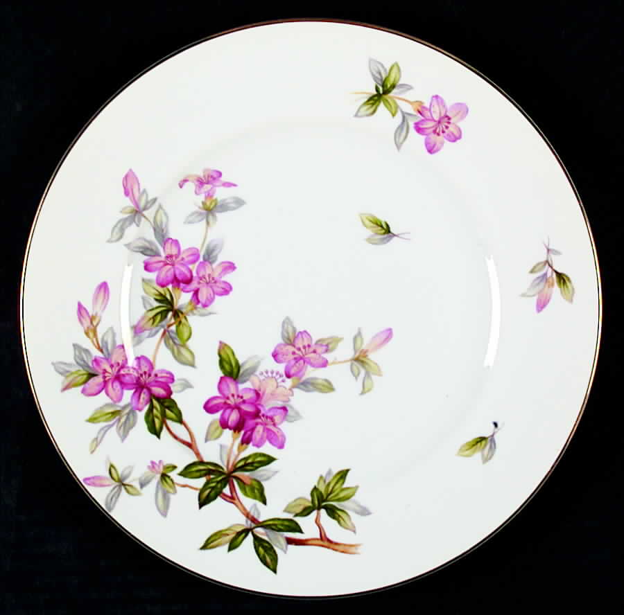 Janice Dinner Plate by Meito-1