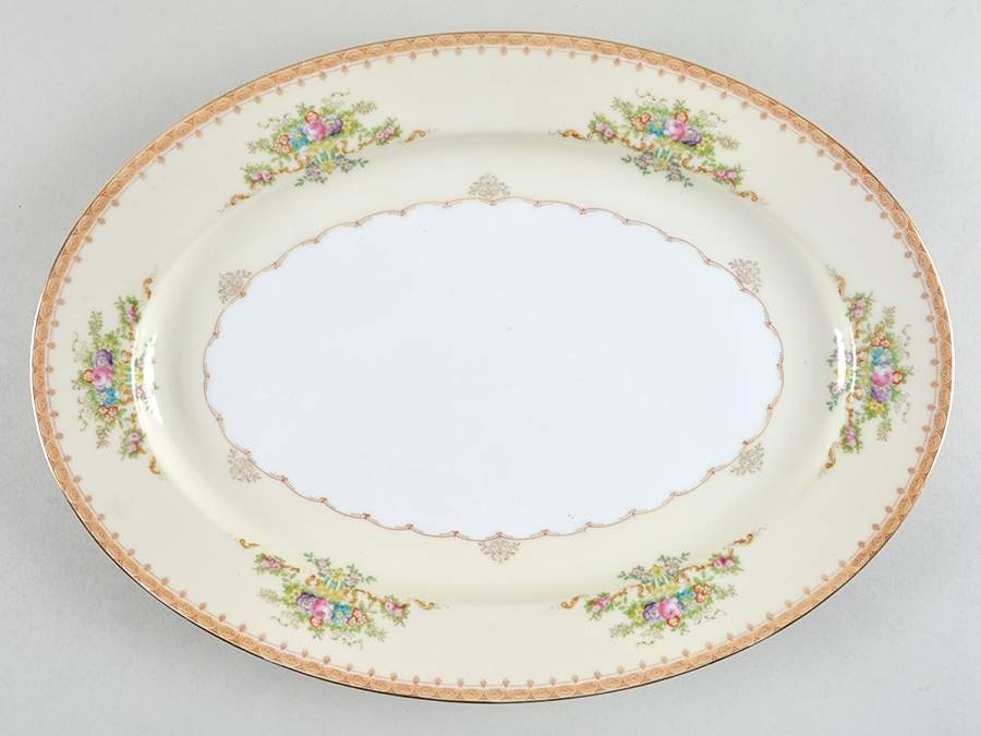 Jewel 14" Oval Serving Platter by Meito-1