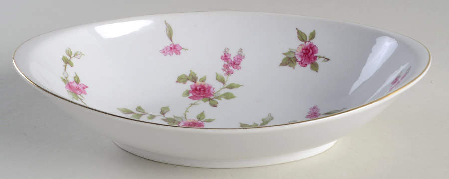 June 11" Oval Vegetable Bowl by Meito-1