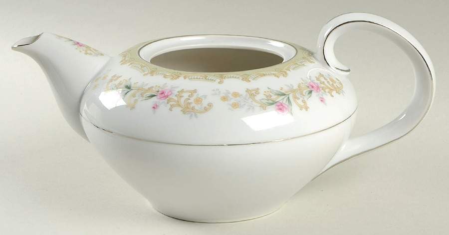 Kenwood Teapot No Lid by Meito-1
