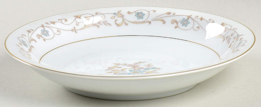 Lace Rim Soup Bowl by Meito-1
