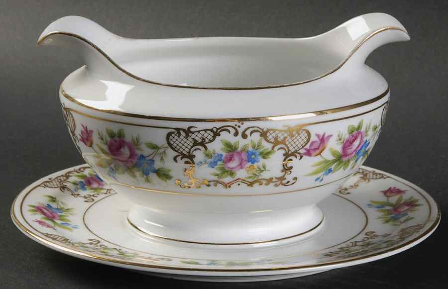 Lee Dresden Gravy Boat with Attached Underplate by Meito-1