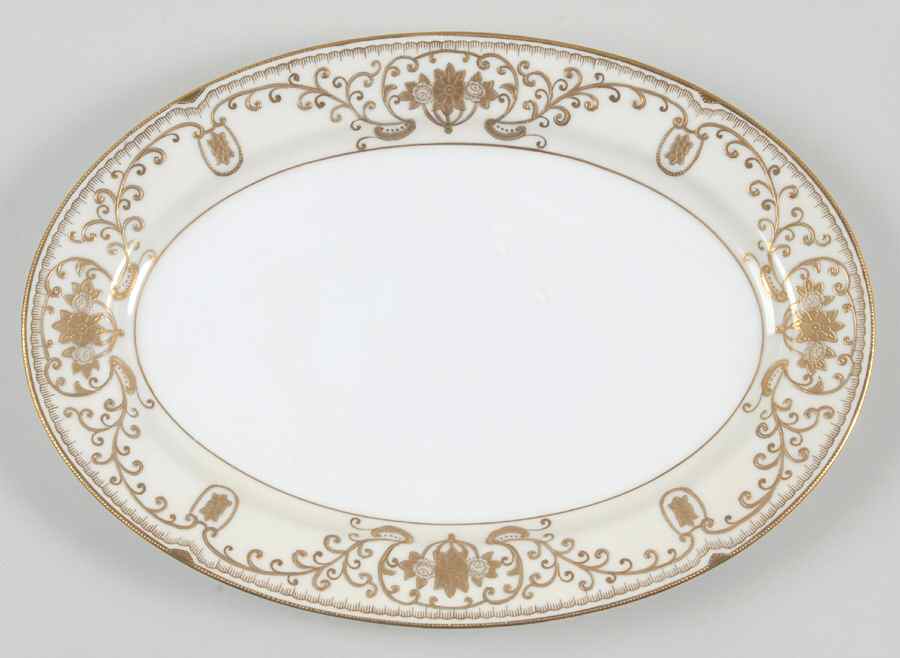 Lee Gold 12" Oval Serving Platter by Meito-1